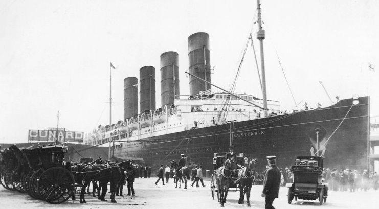 RMS Lusitania arriving in New York on her maiden Voyage