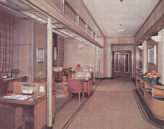 RMS Queen Mary Writing Room